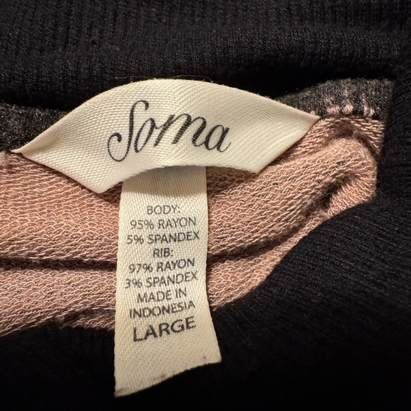 Stylish Black and Tan Animal Print Sweater - Picture 10 of 10